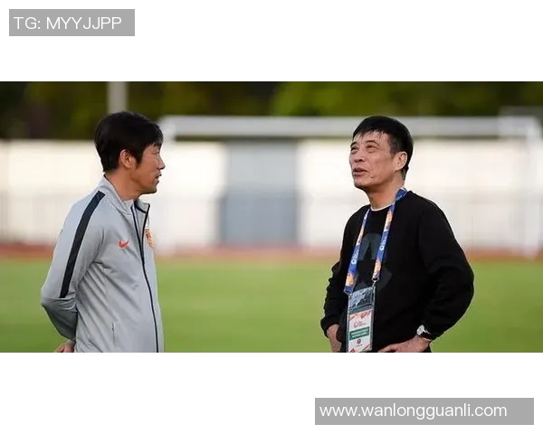 吸烟足球明星的健康隐忧与职业生涯的影响探讨